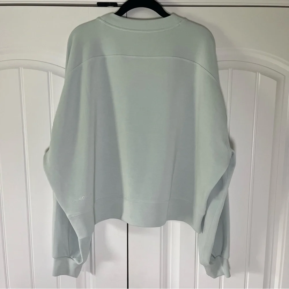 Lululemon Perfectly Oversized Cropped Crew in Sheer Blue Softstream Size 10 - Picture 6 of 8